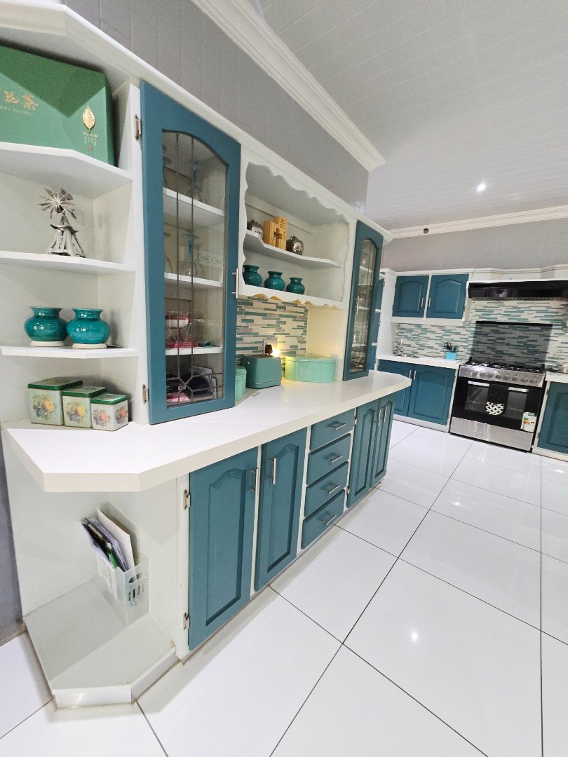 4 Bedroom Property for Sale in Wilkoppies North West